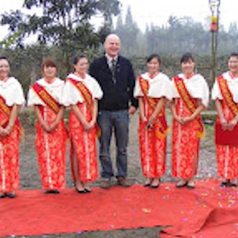 Stephen Ware with a welcome in Chengdu China